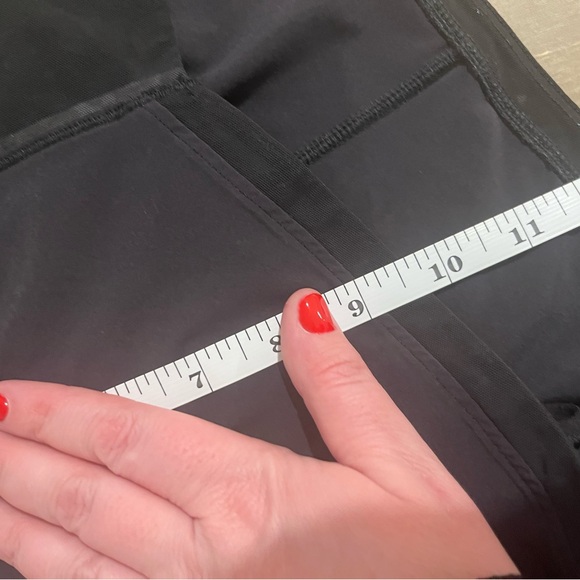 Like New Lululemon Hotty Hot Lined Shorts in Black, Size 10. - Picture 12 of 12